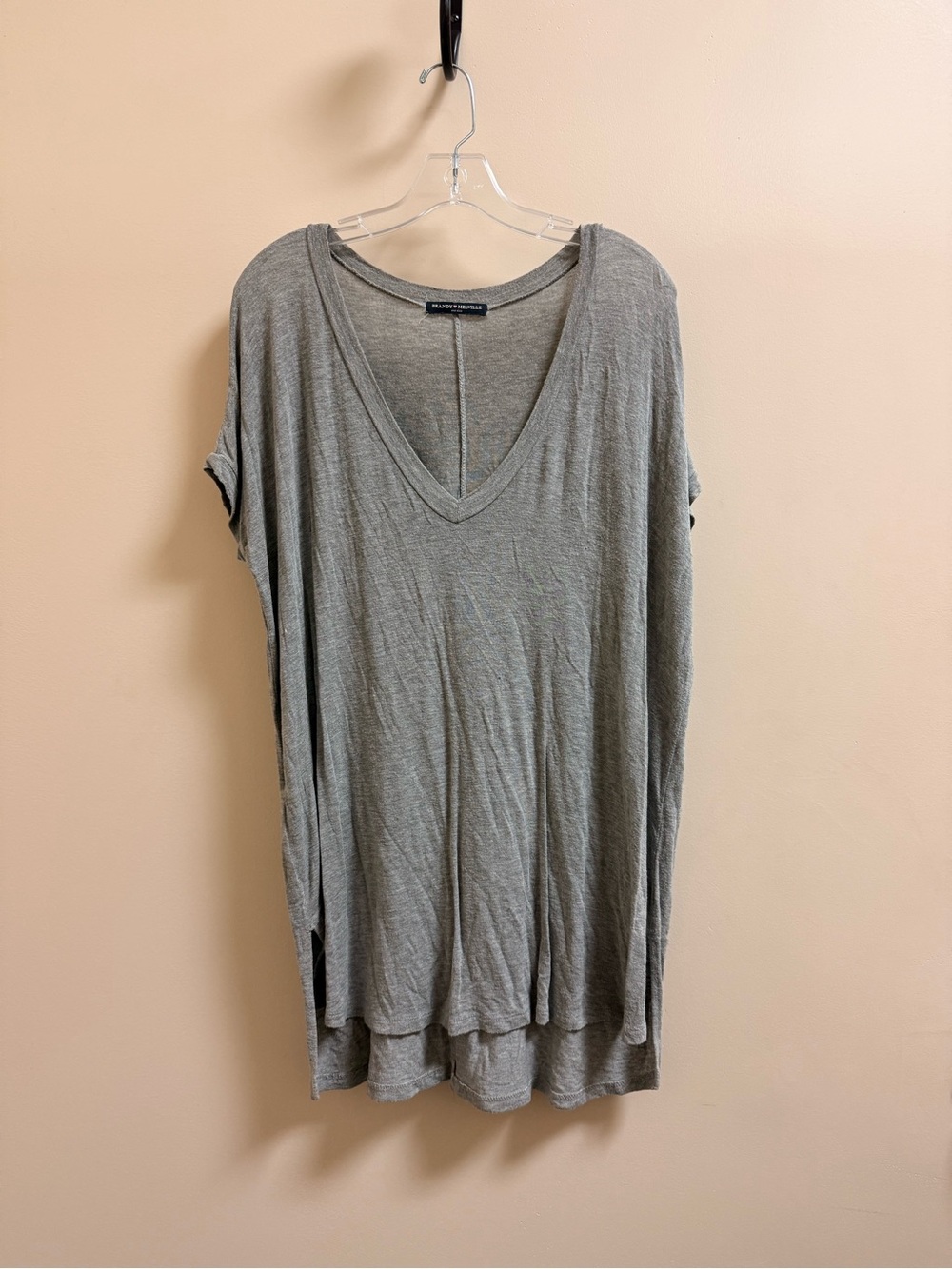 Brandy Melville Gray V-Neck Dolman Tunic